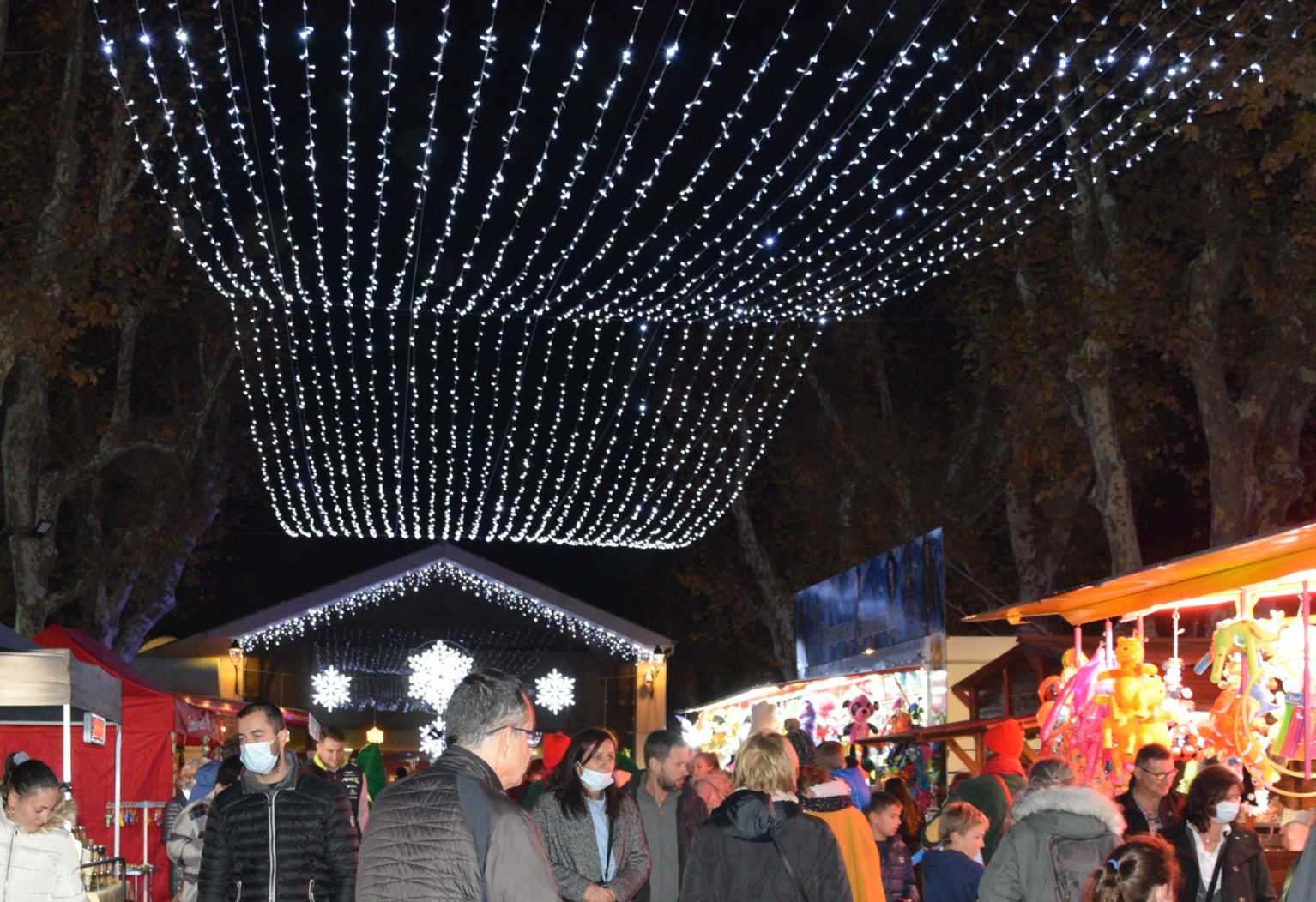 Lumière sur les illuminations de Noël | Ville de Grans